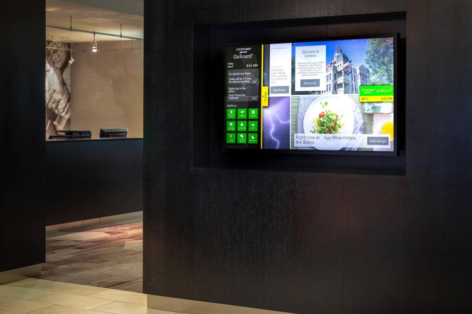 Courtyard By Marriott Denton