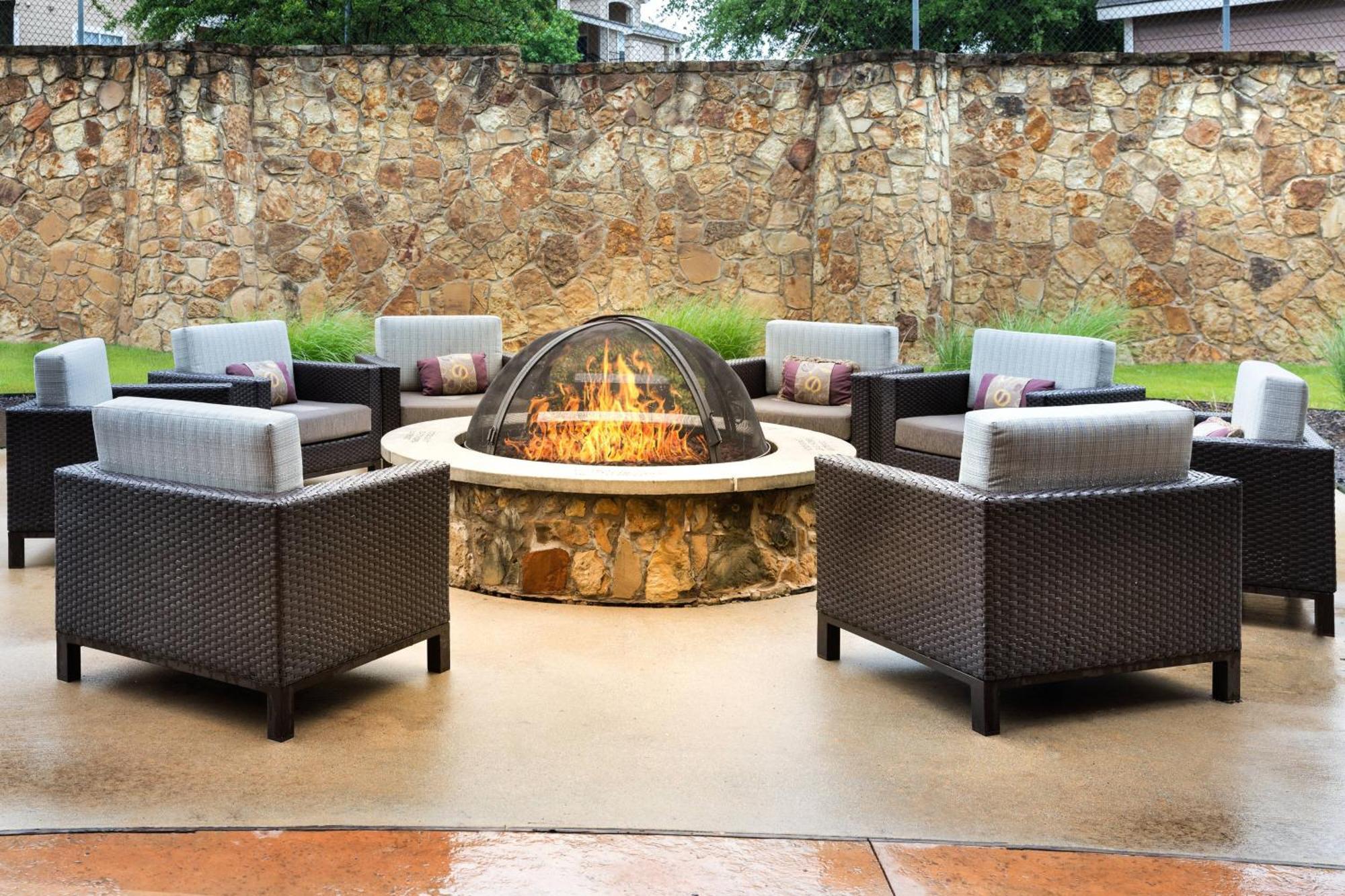 Courtyard By Marriott Hotel 3*
