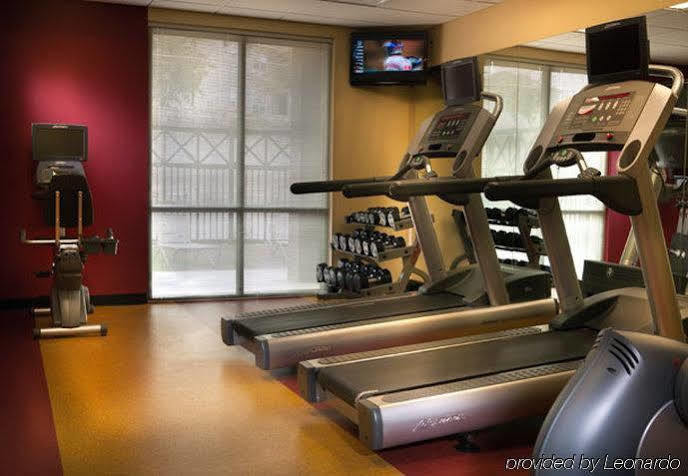 Courtyard By Marriott Hotel Denton